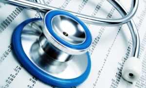 Planos médico-hospitalares registram nova queda em julho