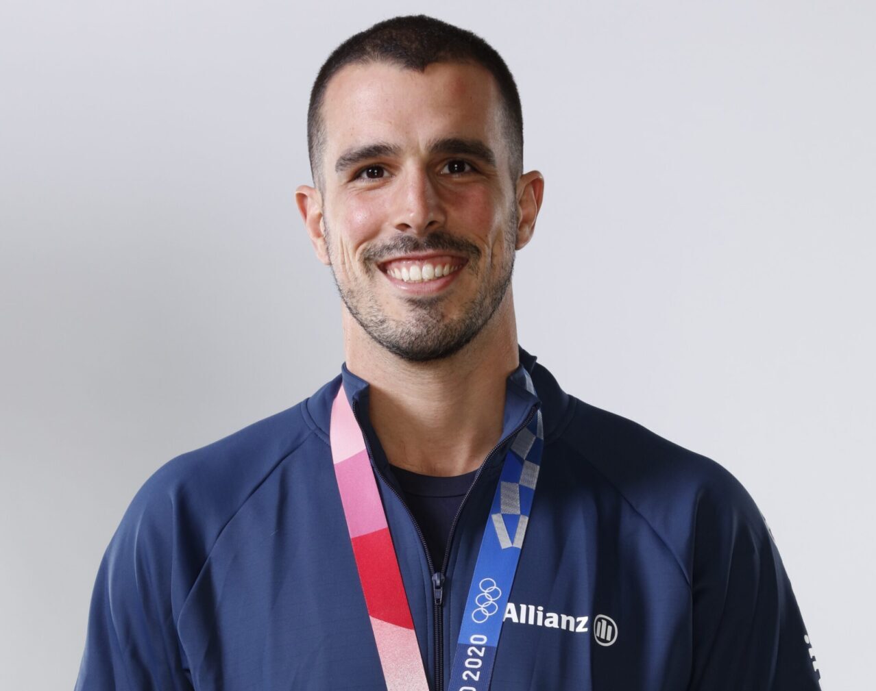 Medalhista olímpico e um dos principais nomes da natação, Bruno integra o time de atletas patrocinados pela Allianz