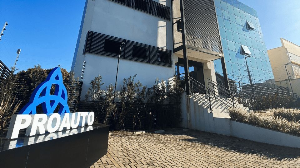 PROAUTO lança campanha nacional durante transmissão F1