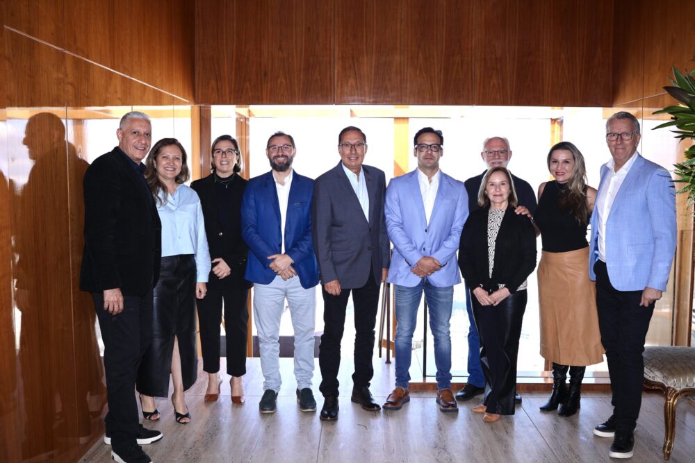 Diretorias da Excelsior e da Aconseg-SP