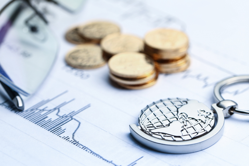 Análise Swiss Re - Perspectivas de Riscos Econômicos e Financeiros (Agosto 2025)