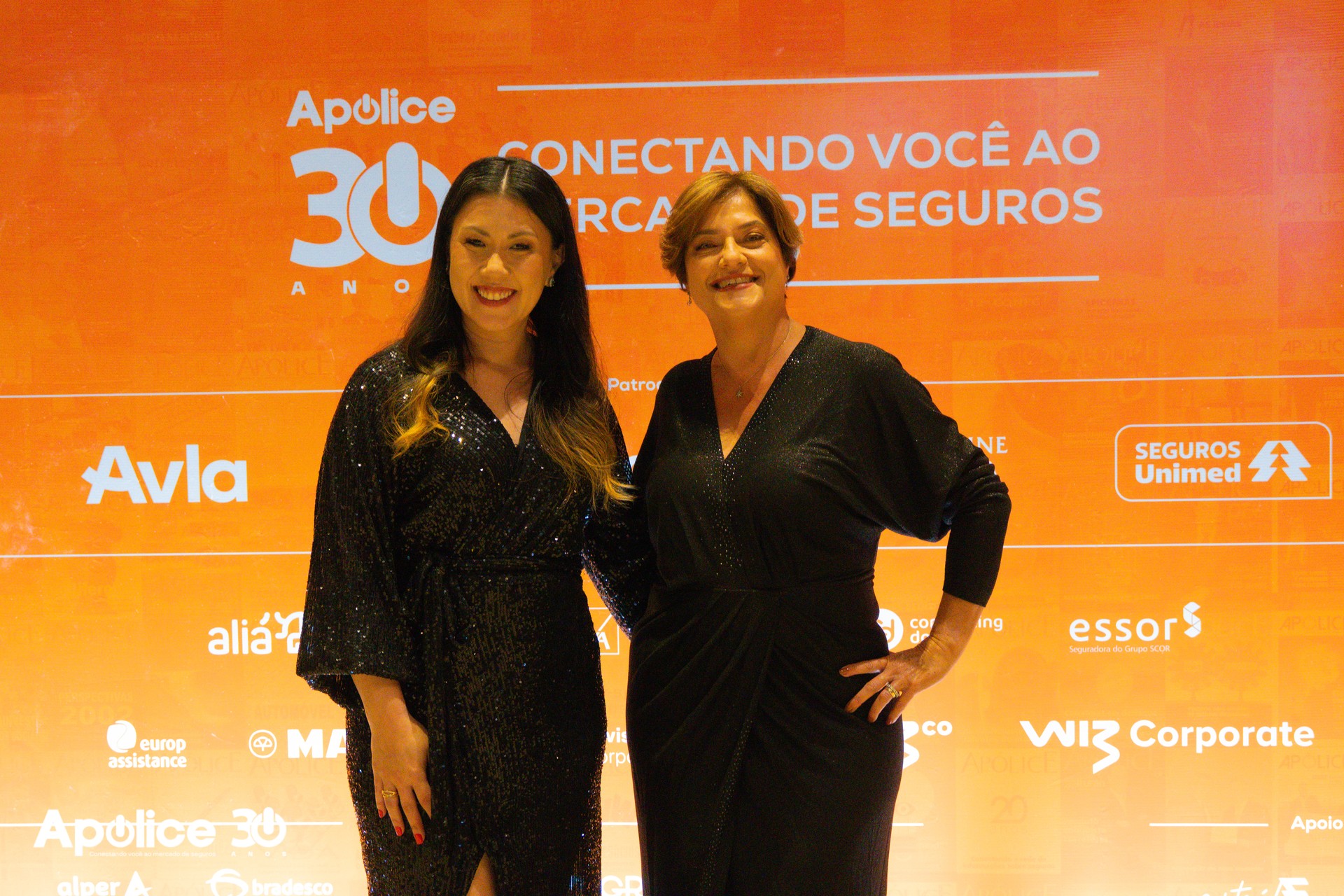 Graciane Pereira e Kelly Lubiato