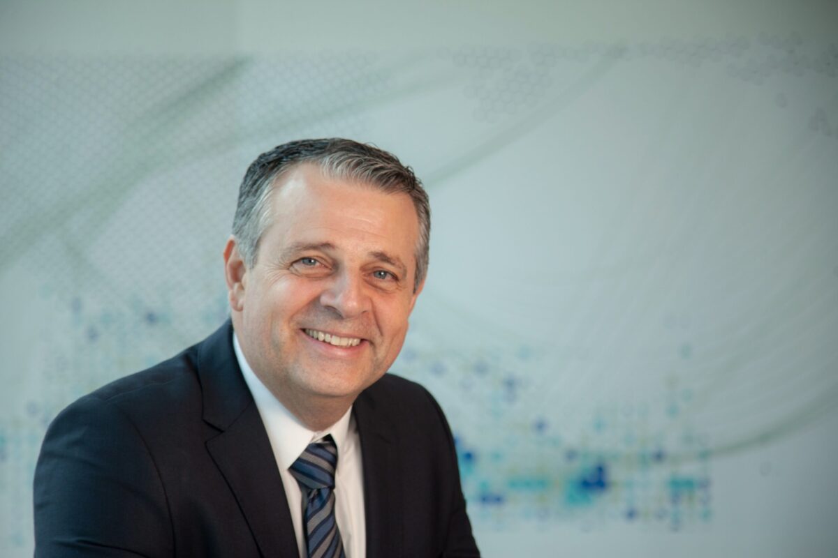 Zurich reforça parceria com corretores e apresenta nova fase da campanha de marca no CONEC 2025