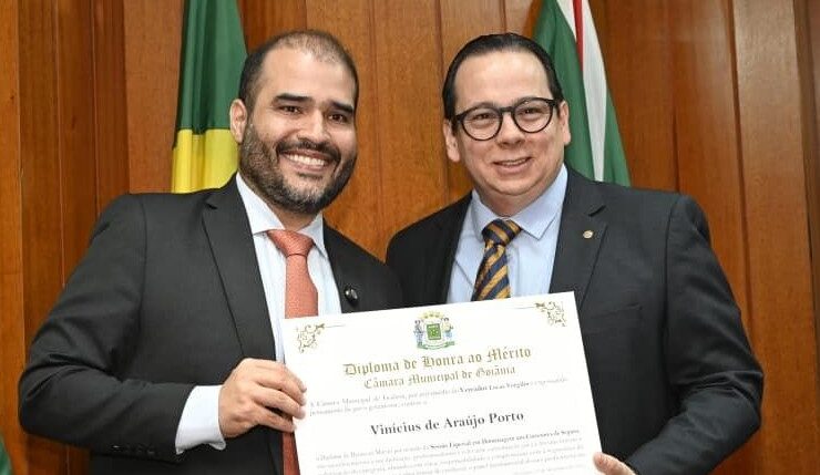 Corretores recebem “Diploma de Honra ao Mérito” na Câmara Municipal de Goiânia