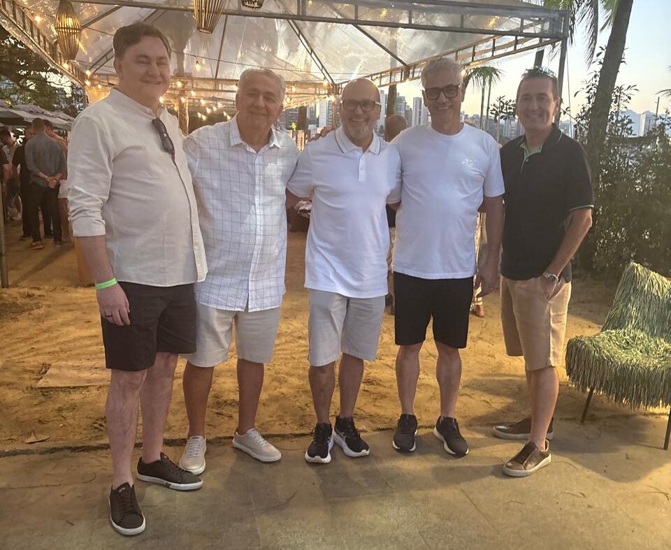 Grupo A12+ completa 12 anos de olho no desenvolvimento dos corretores parceiros