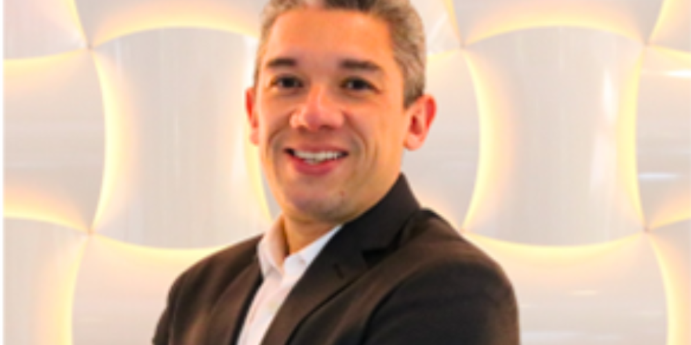 Alex Rocha, Seguros Unimed