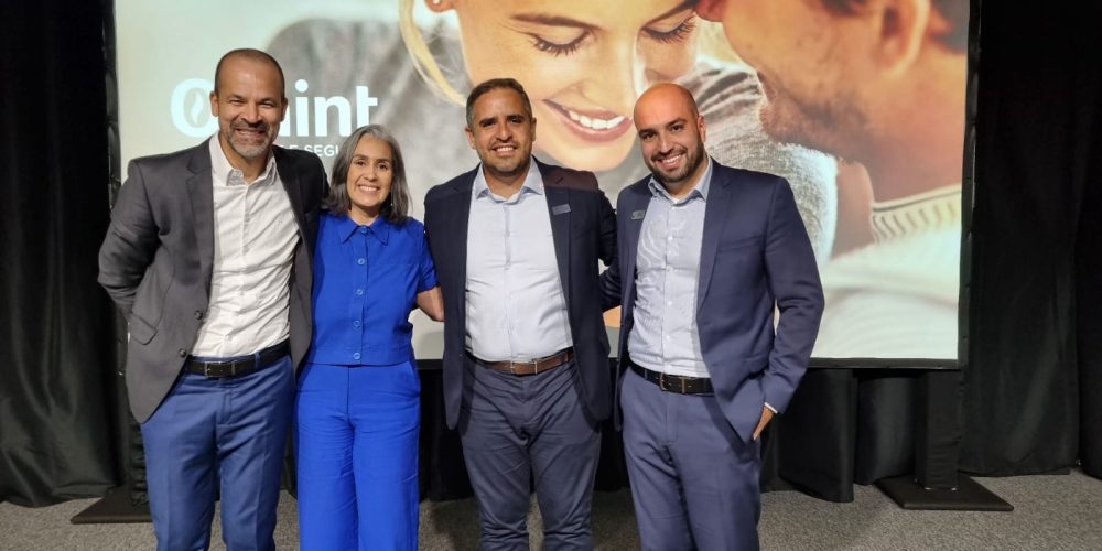 Cícero Barreto, diretor comercial e de marketing, Amanda Almeida, supervisora de promoção de saúde, Leandro Rodrigues, gerente do canal PME, Marcell Guimarães, gerente do canal corporate