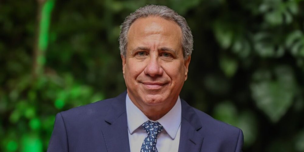 Dr.-Roberto-Seme-Cury-presidente-da-SINOG-vertical (1)