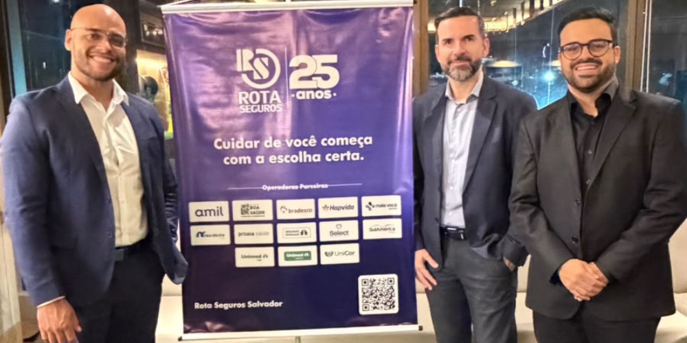 Paulo Thiago Fernandes Amaral, Diretor Comercial_ Rodrigo Oliveira, CEO da Rota Seguros_ Rafael Karan, Diretor Comercial de Curitiba