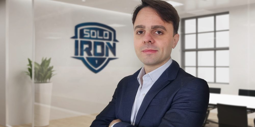 Solo Iron