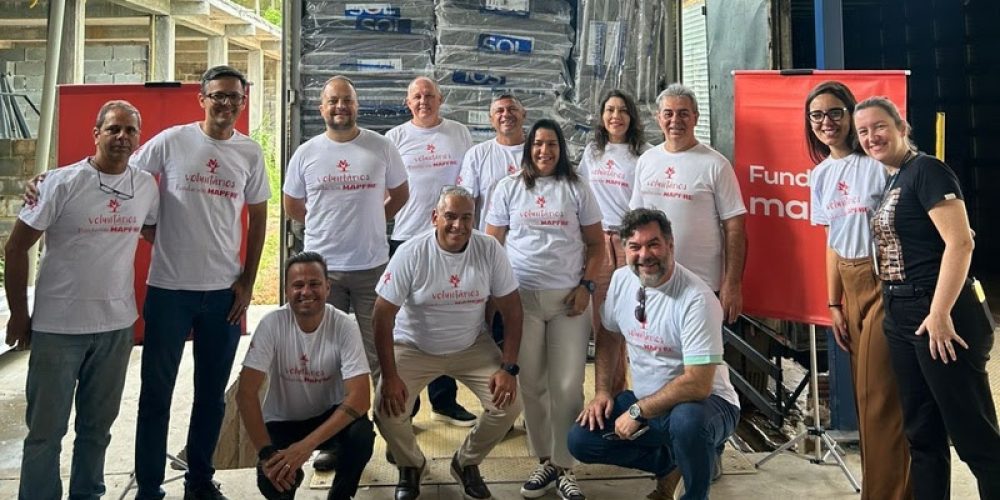 Voluntários da Mapfre se reúnem para enviar doações de itens prioritários à população de Minas Gerais atingida pelas enchentes. Foto: Divulgação Fundação Mapfre