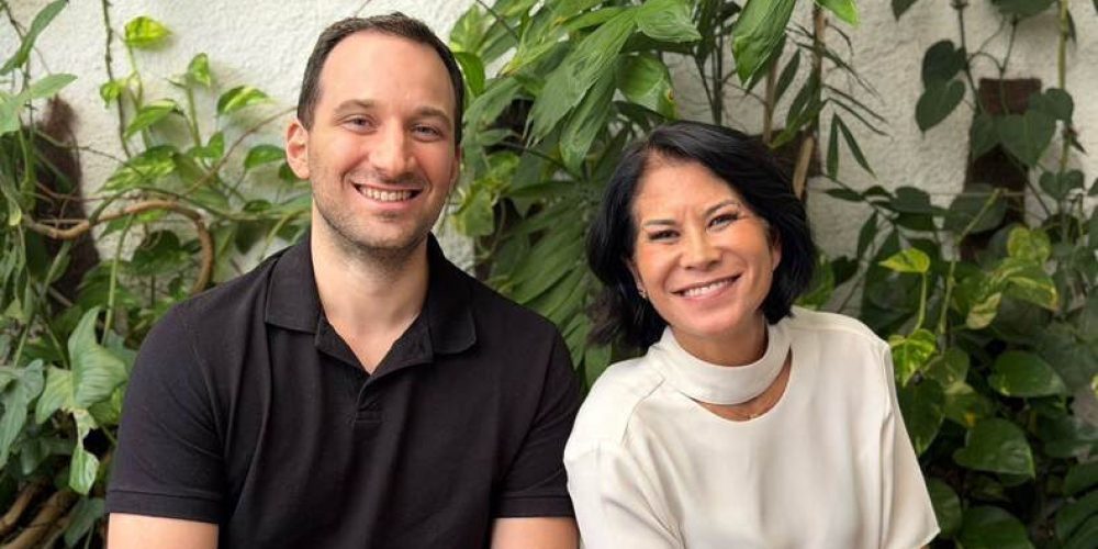 Na foto: Daniel Issa, diretor de seguros do Mercado Pago, e Luciana Amano, vice-presidente de Massificados da Prudential do Brasil